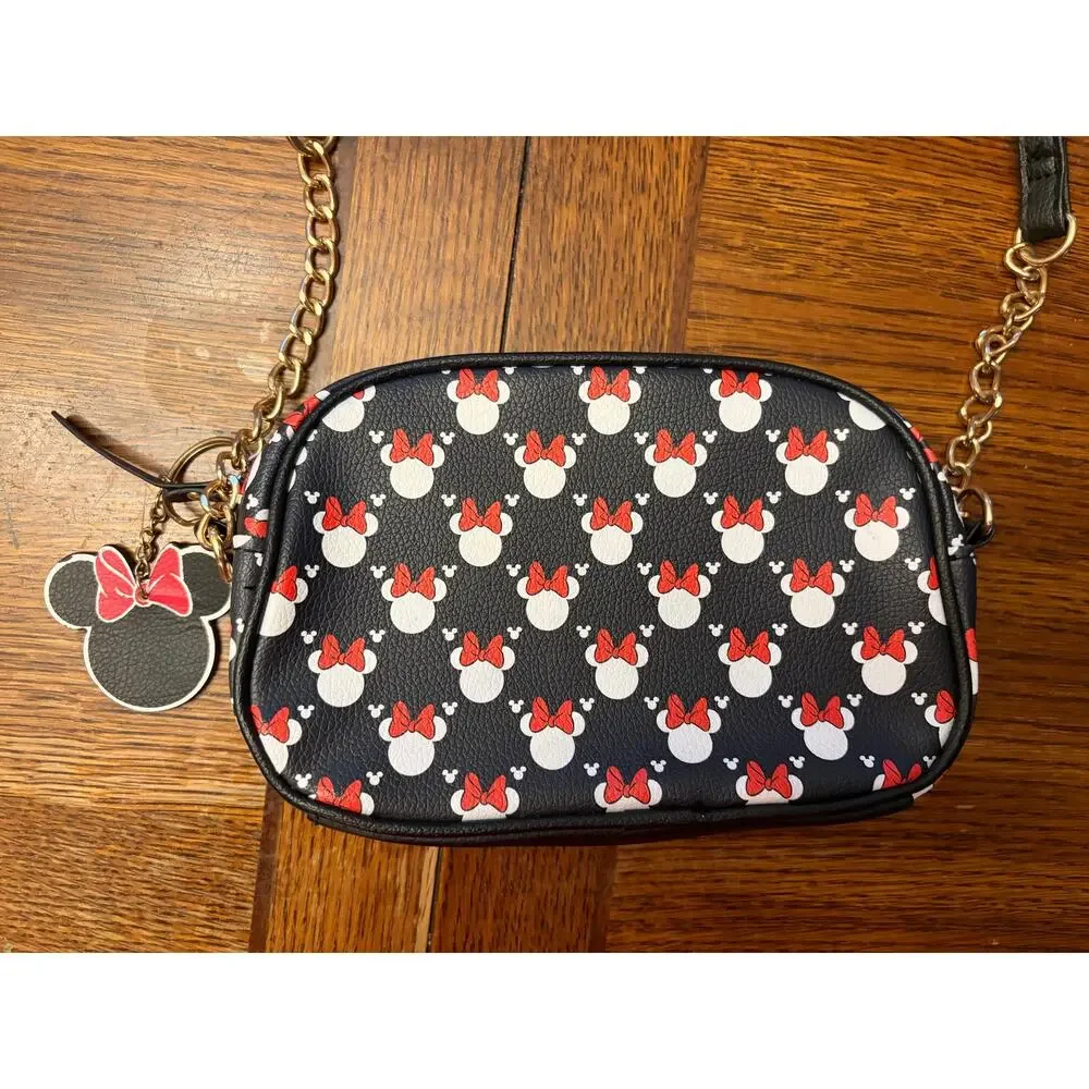 Disney Minnie Mouse Camera Crossbody Bag Black Red Bow Print Chain Strap Purse